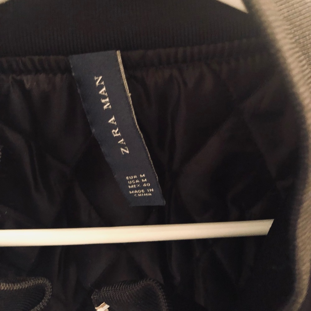 Zara bomber jacket - Picture 3 of 4